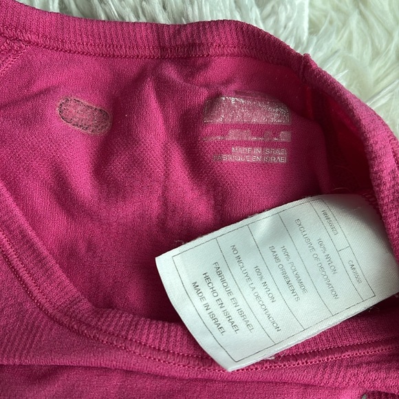 Nike size small bright pink Nike Fit workout top - Picture 4 of 5